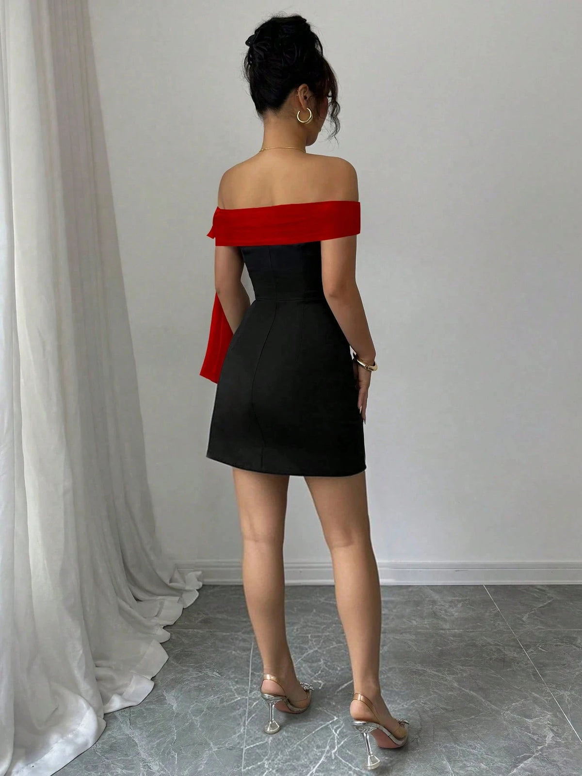 Women's Off Shoulder Bodycon Dress With Statement Bow For Parties