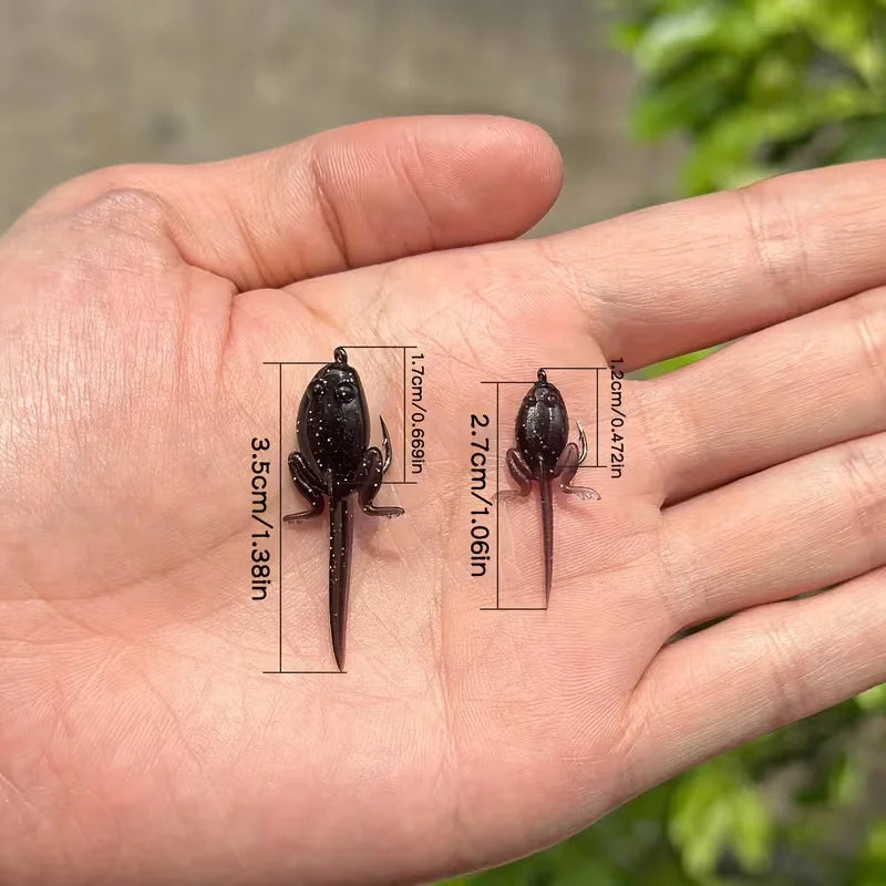 10/30 soft bodied small/large fly bait with hook - Realistic floating action bait - TPE material suitable for freshwater and sea