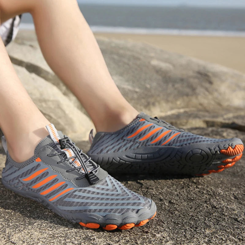 Men Water Shoes Quick Dry Aqua Shoes Lightweight Breathable Sneakers