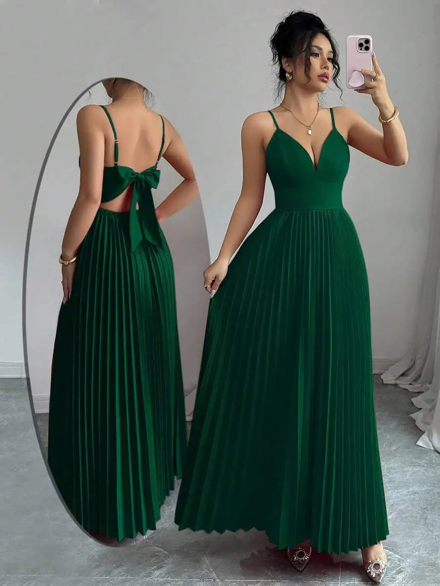 Elegant V-Neck Spaghetti Strap Pleated Prom Dress For Evening