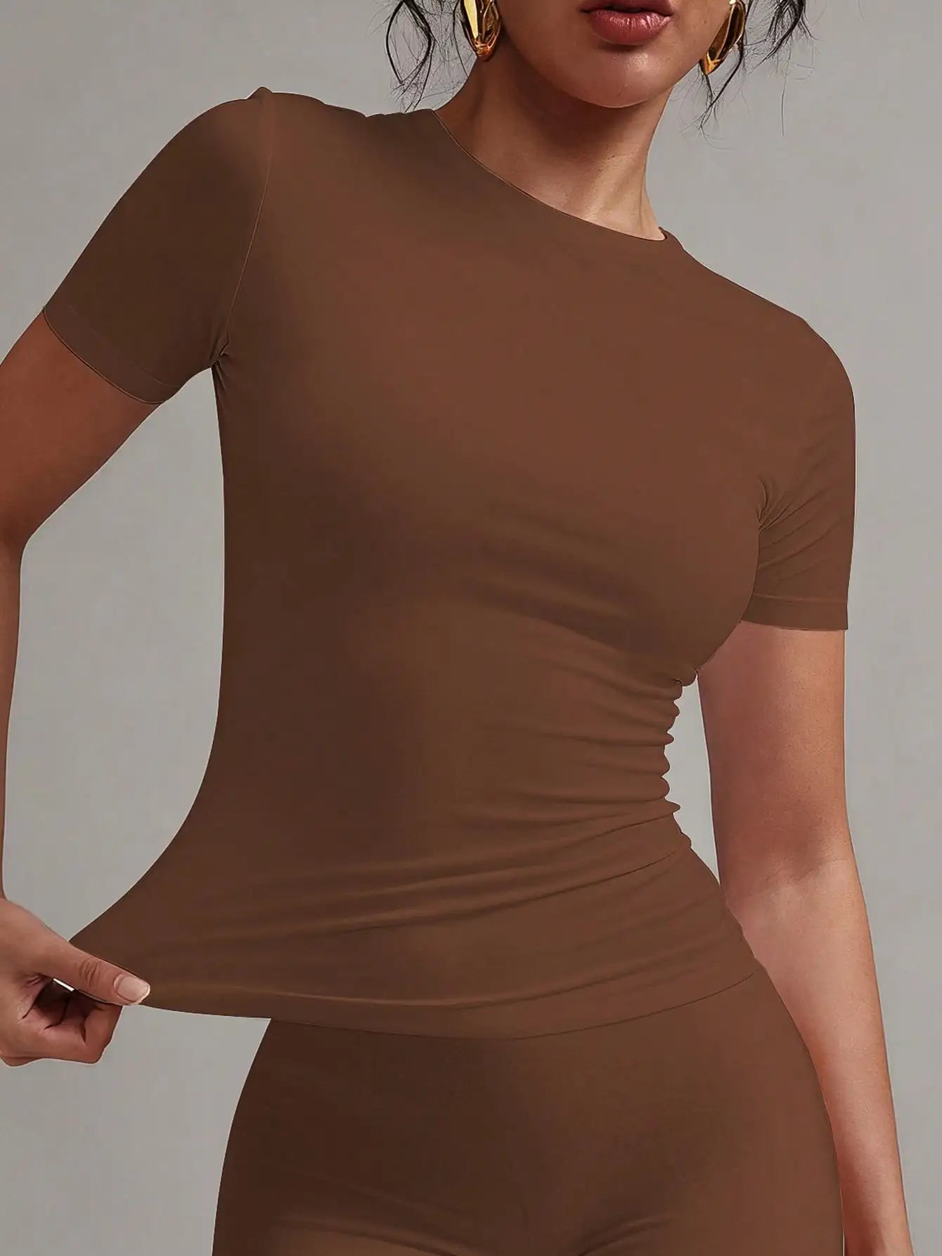 Womens Round Neck Short Sleeve Fitted T Shirt For Summer