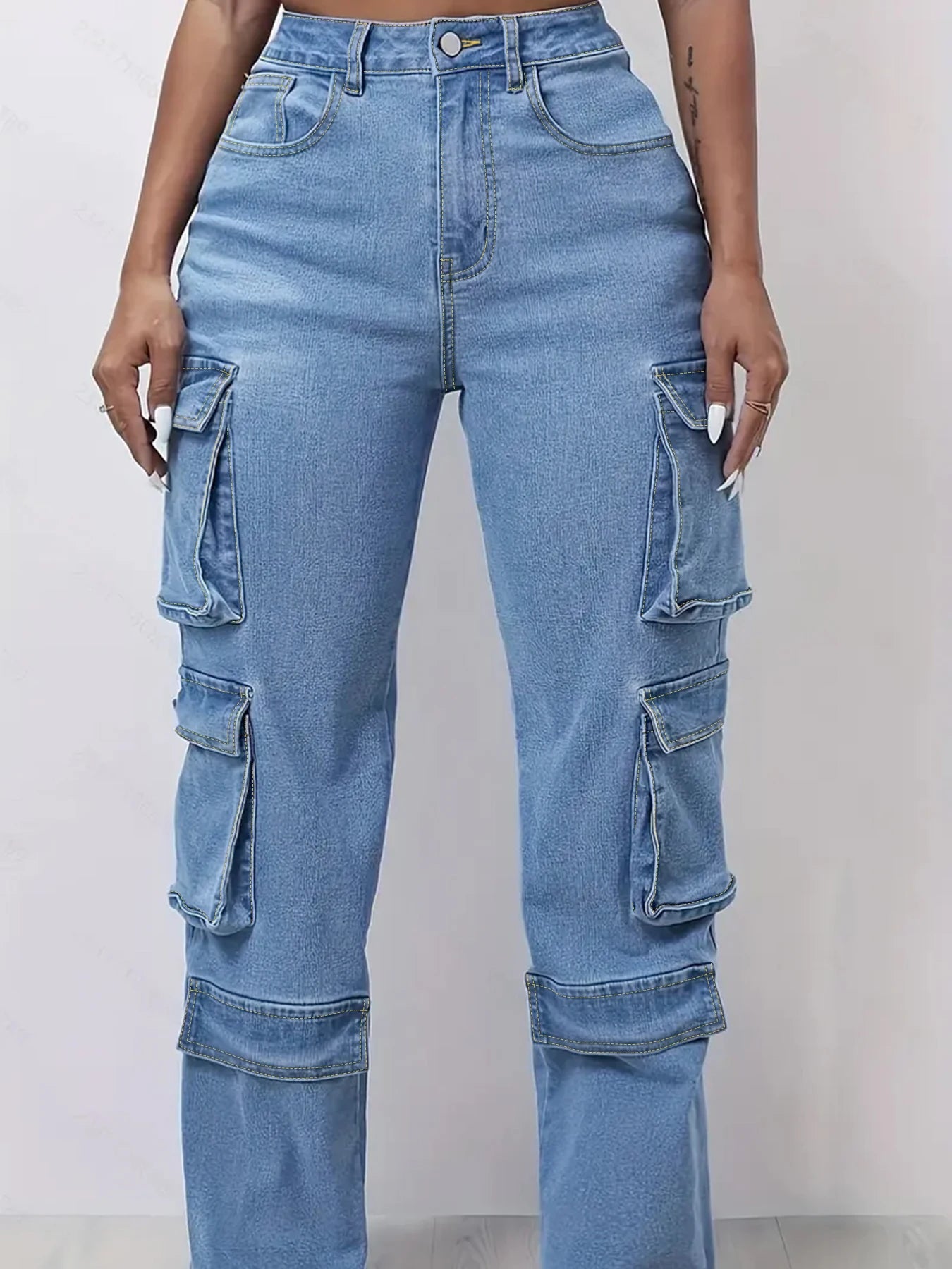 Plus Size Women's Mid Rise Light Wash Cargo Straight Jeans, Multi Flap Pockets, Casual Loose Fit Streetwear Denim Trousers