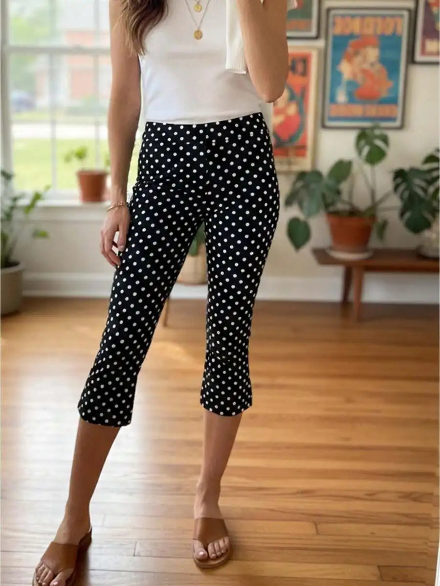 Women Low Rise Capri Pants Solid Slim Fit Cropped Trousers Cotton Blend Casual