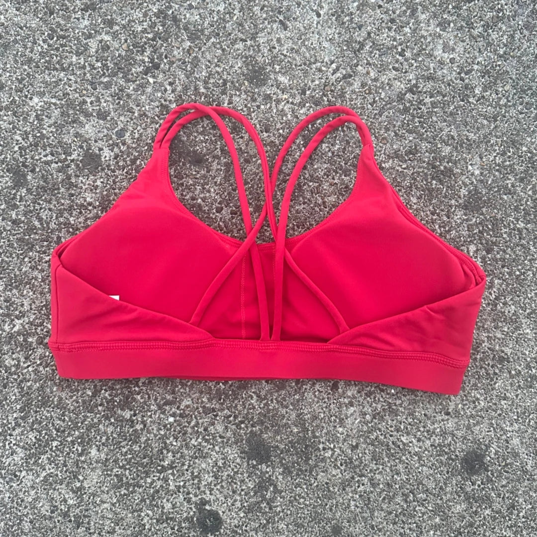 Women's Breathable Sports Bra With Chest Pad And Cross Detail