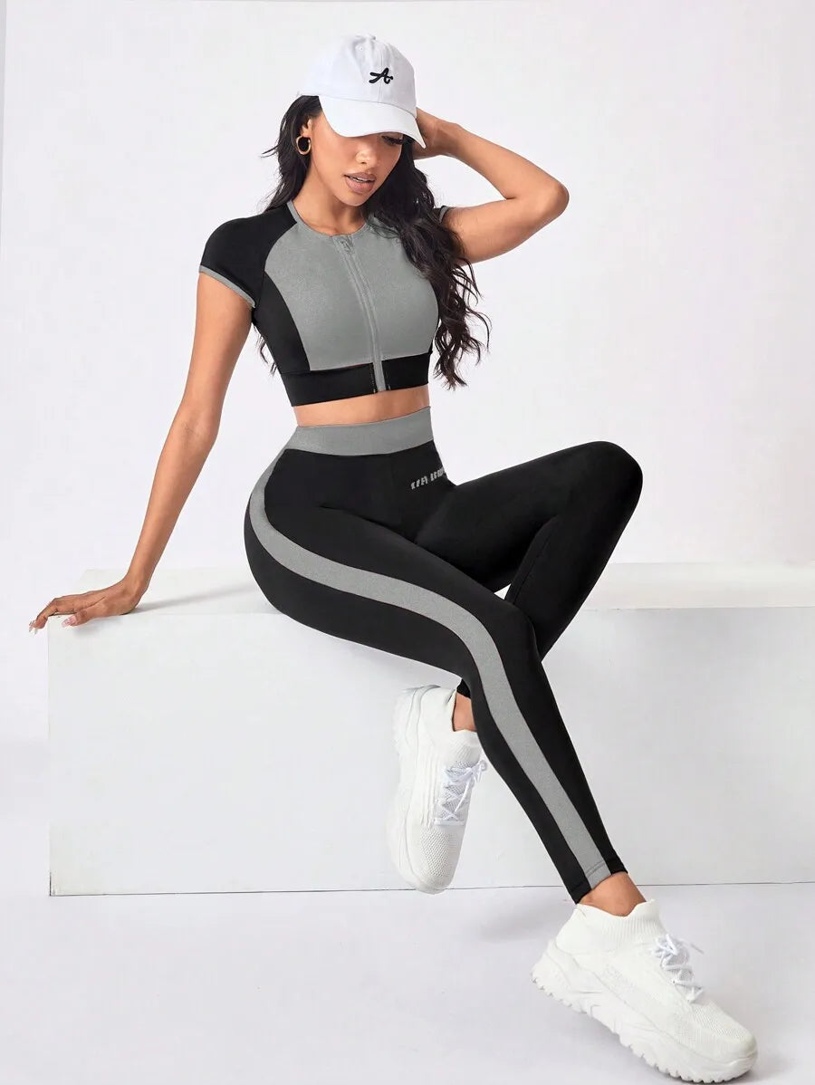Contrast Color Short Sleeve Crop Top And High Waist Leggings Sport Set For Women