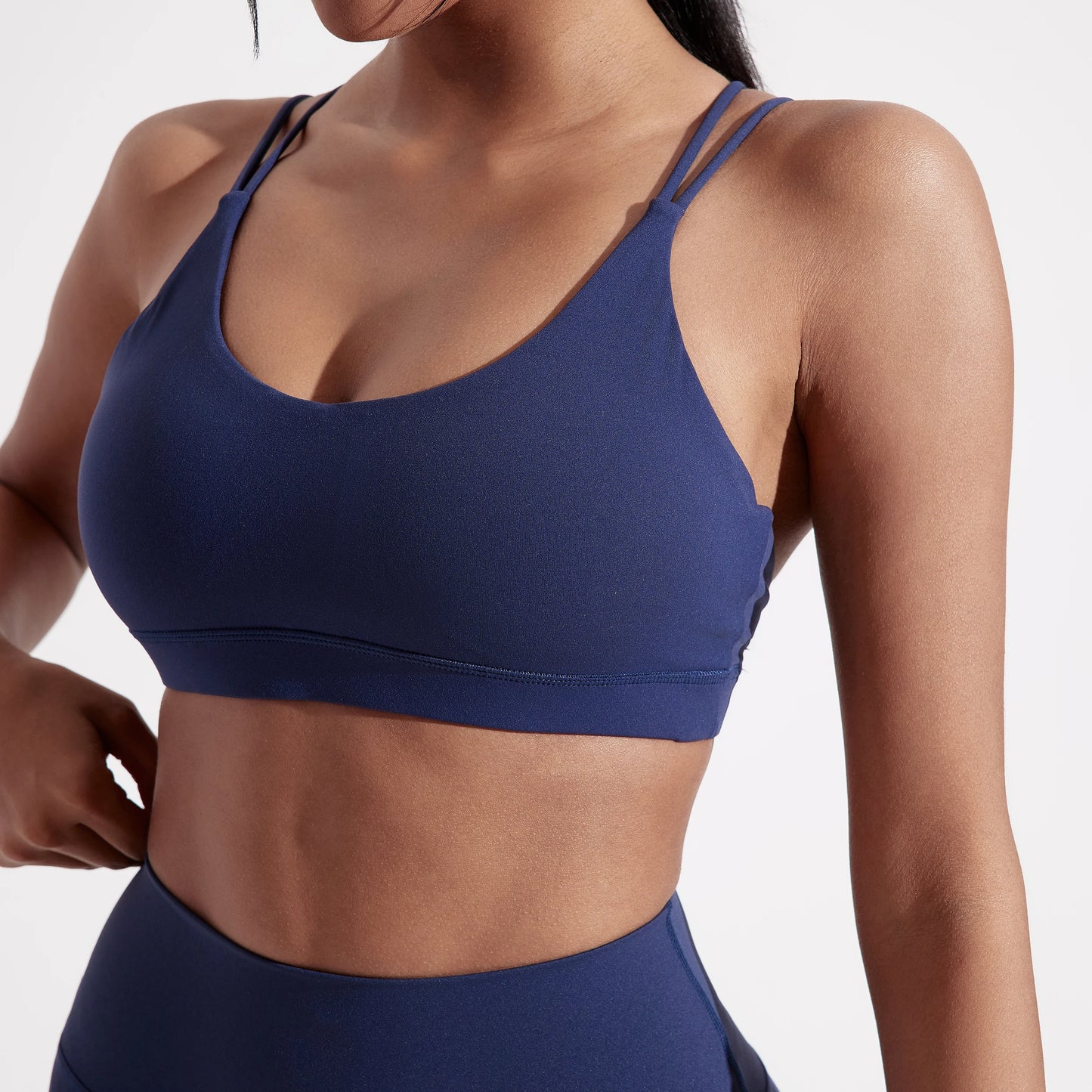 Women's Breathable Sports Bra With Chest Pad And Cross Detail