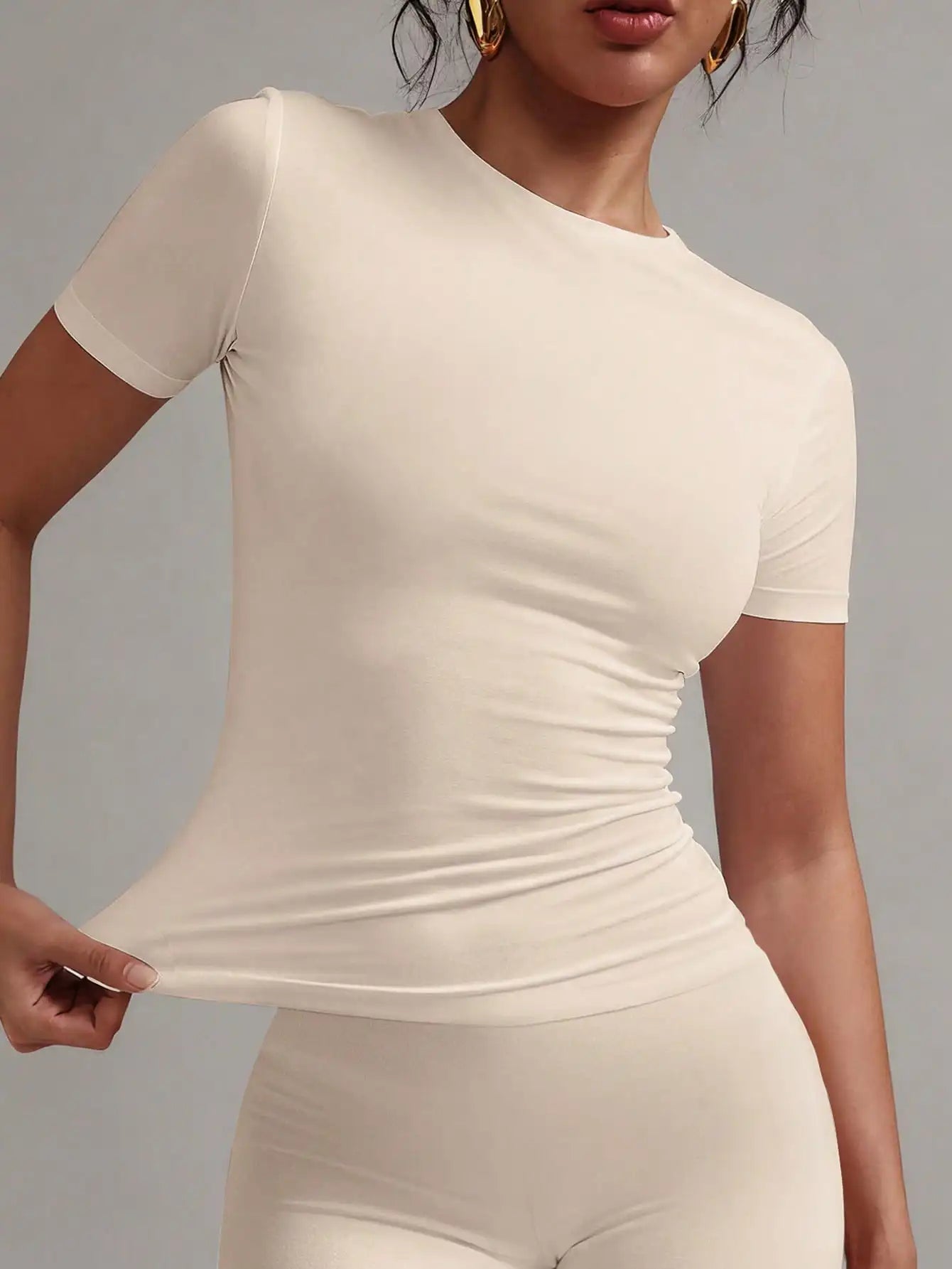 Womens Round Neck Short Sleeve Fitted T Shirt For Summer